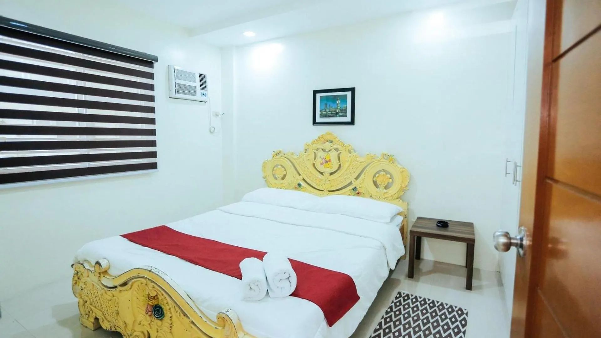 Ljenj Apartelle Near Clark Airport Mabalacat 2*,